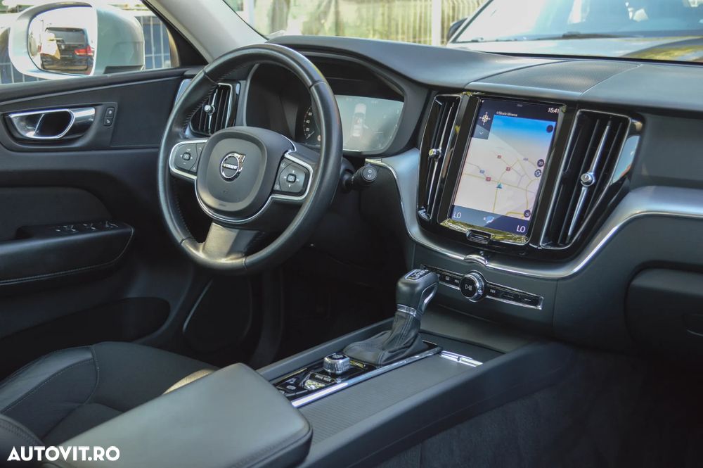 Volvo XC 60 D4 AWD Geartronic Momentum - 5