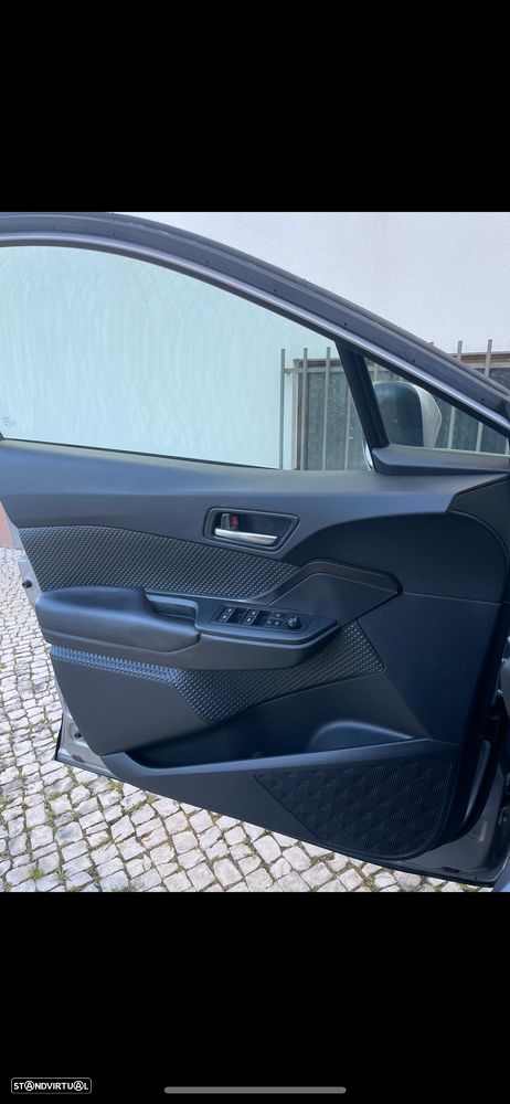 Toyota C-HR 1.2 Turbo - 10