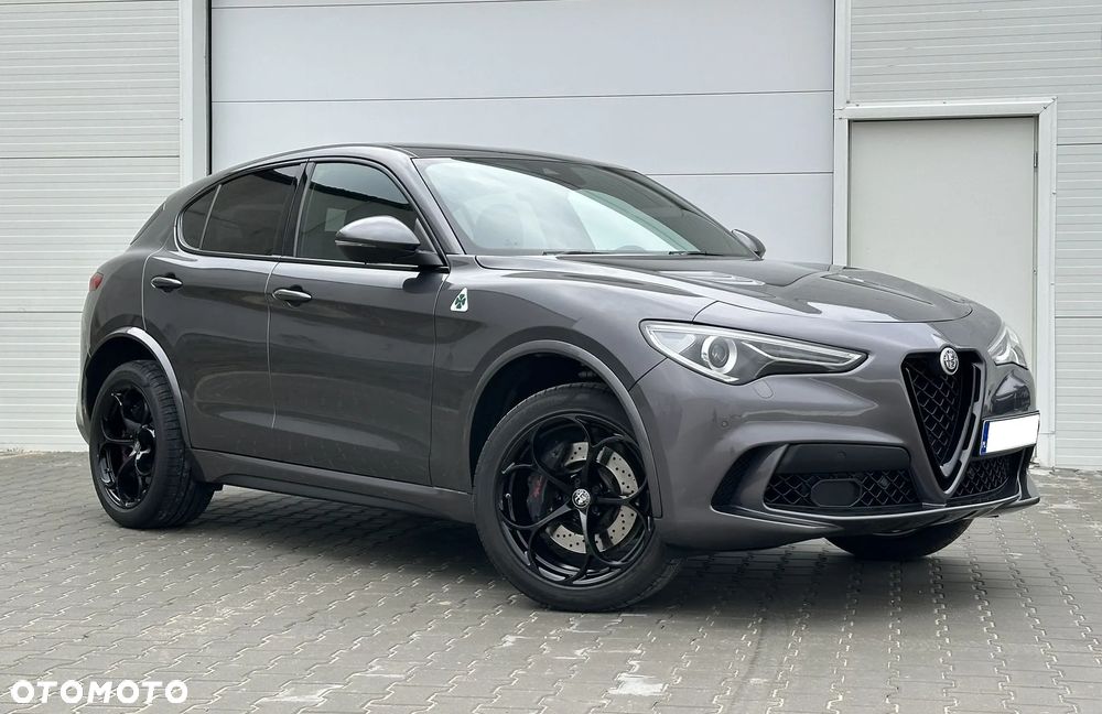 Alfa Romeo Stelvio 2.9 V6 Bi-Turbo Quadrifoglio Q4 - 6