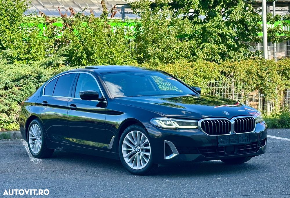 BMW Seria 5 520i AT MHEV - 35