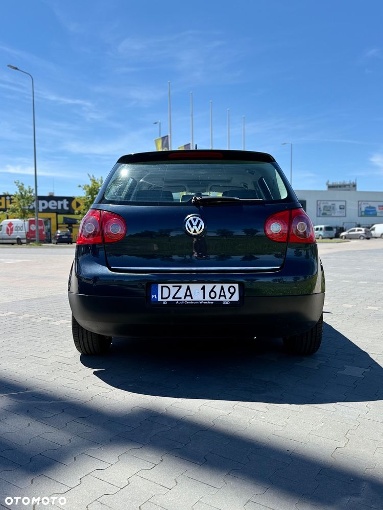 Volkswagen Golf 1.6 FSI Automatik Comfortline - 3