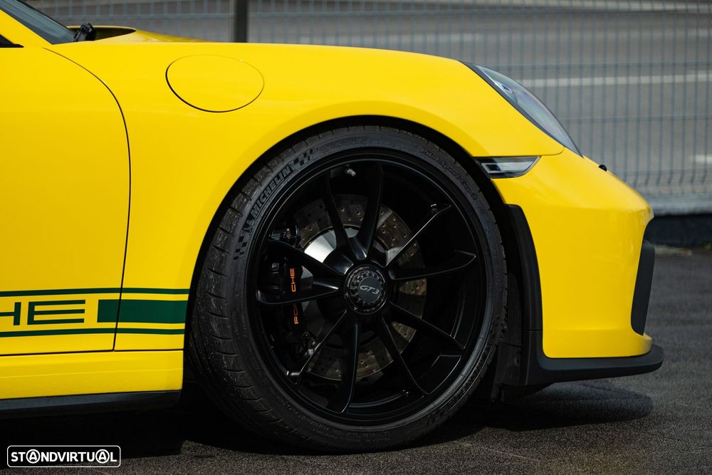 Porsche 911 Série F - 16