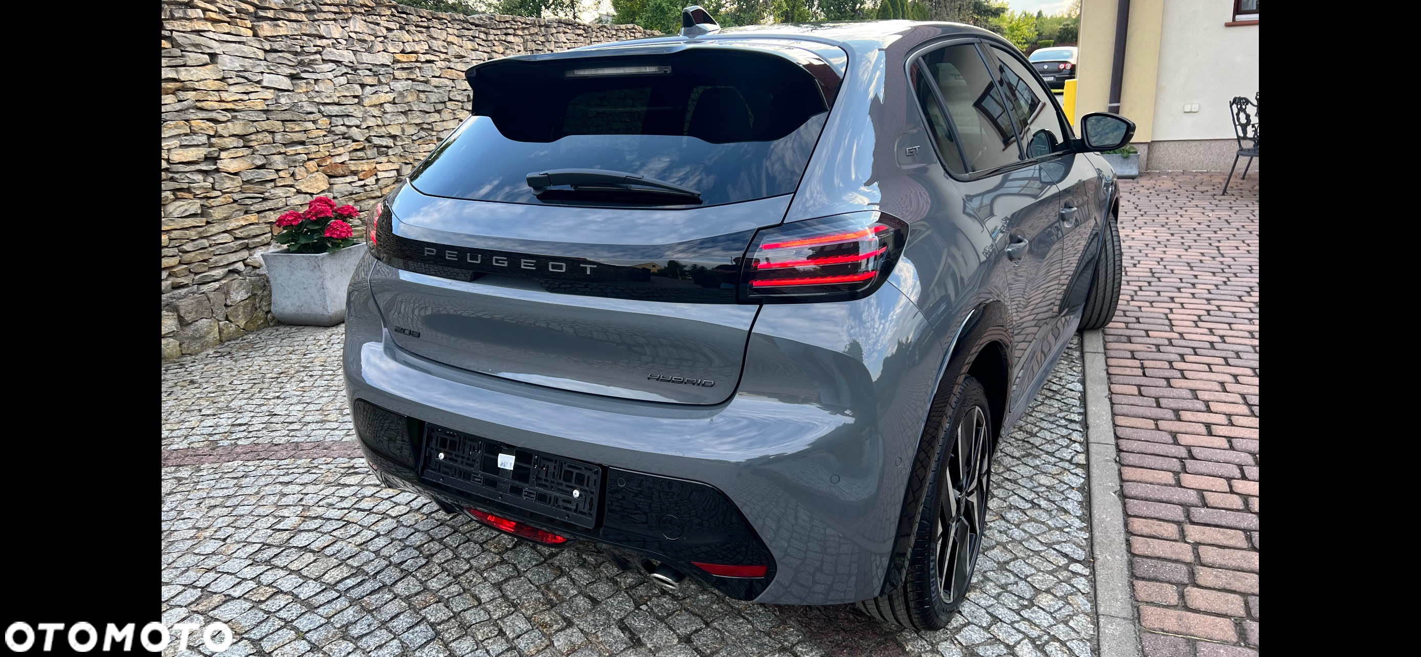 Peugeot 208 1.2 mHEV GT - 19