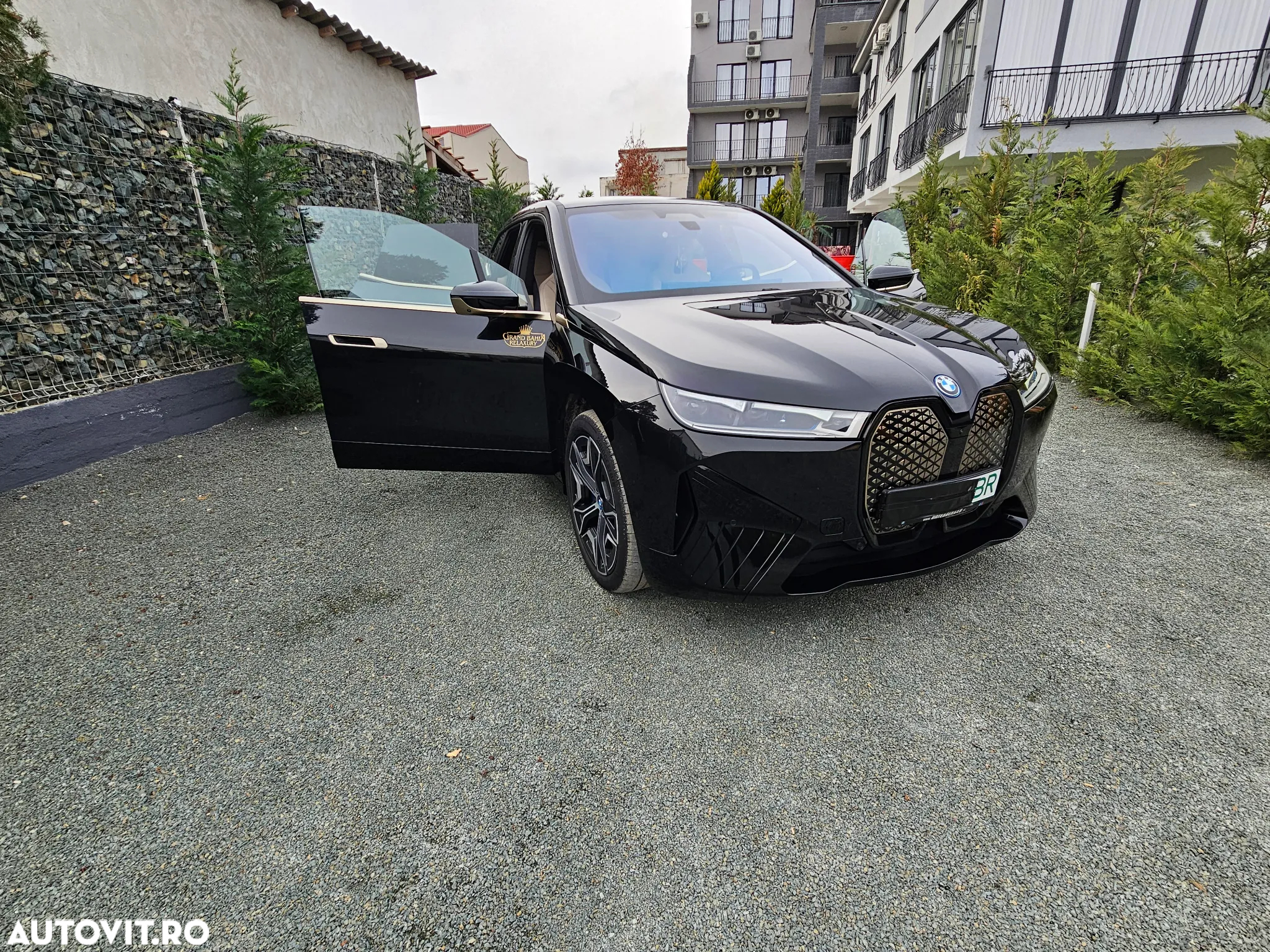 BMW iX xDrive40 - 9