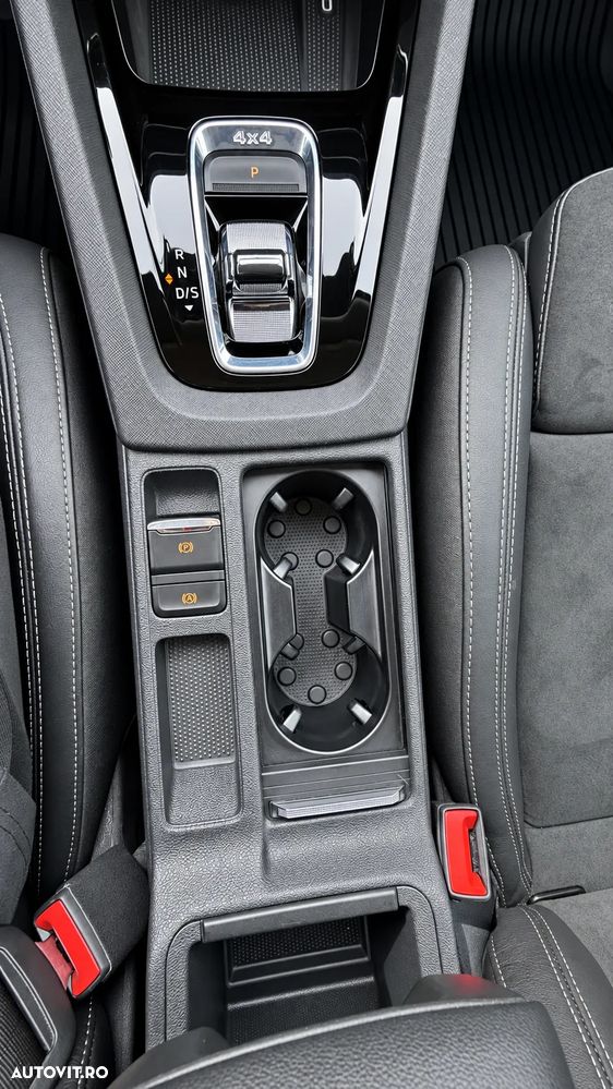 Skoda Octavia 2.0 TDI DSG 4X4 Scout - 19
