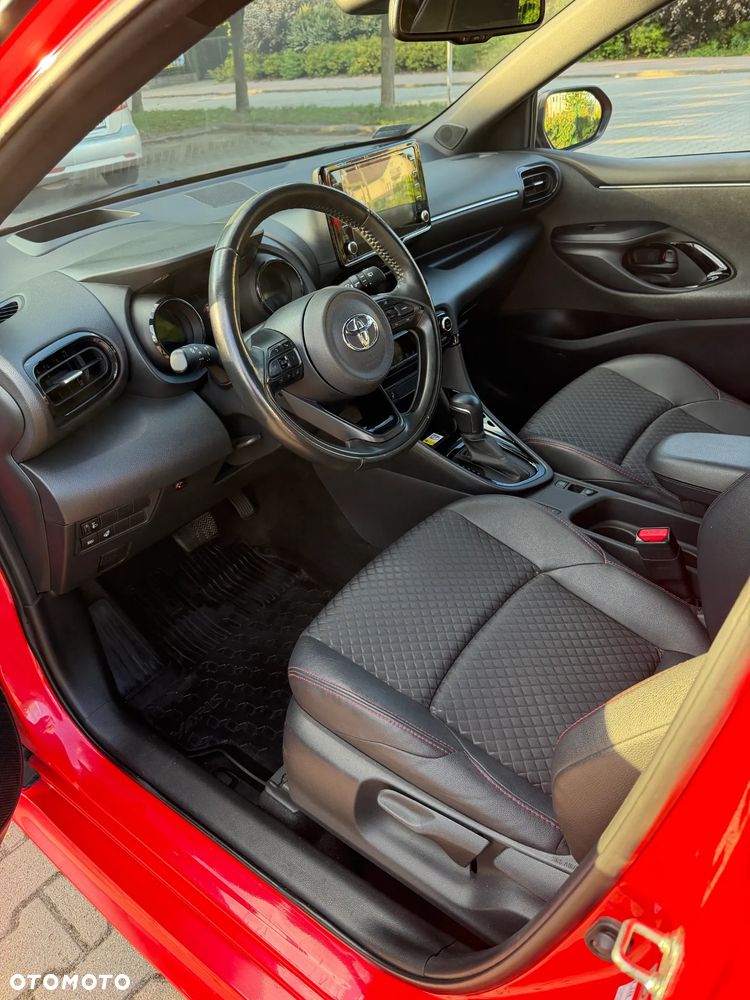 Toyota Yaris Hybrid 1.5 Premiere Edition - 8