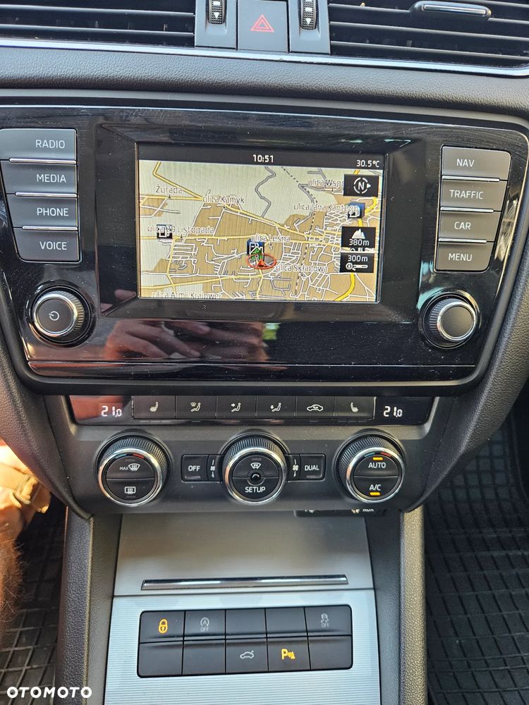 Skoda Octavia 2.0 TDI 4x4 Elegance - 25