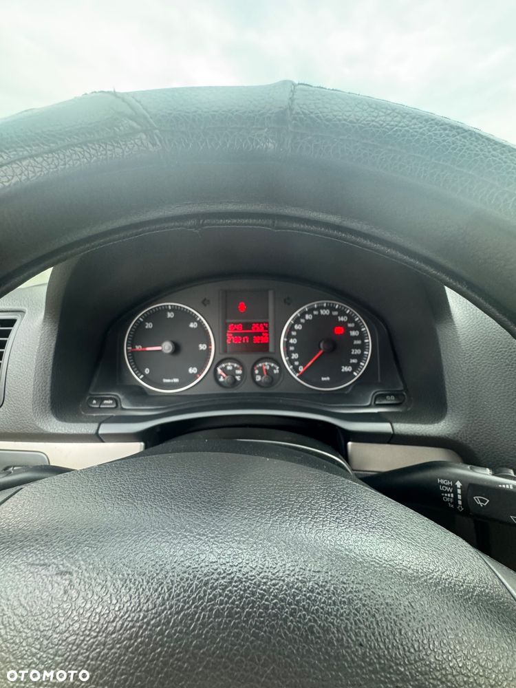 Volkswagen Golf 1.9 TDI DPF Trendline - 7