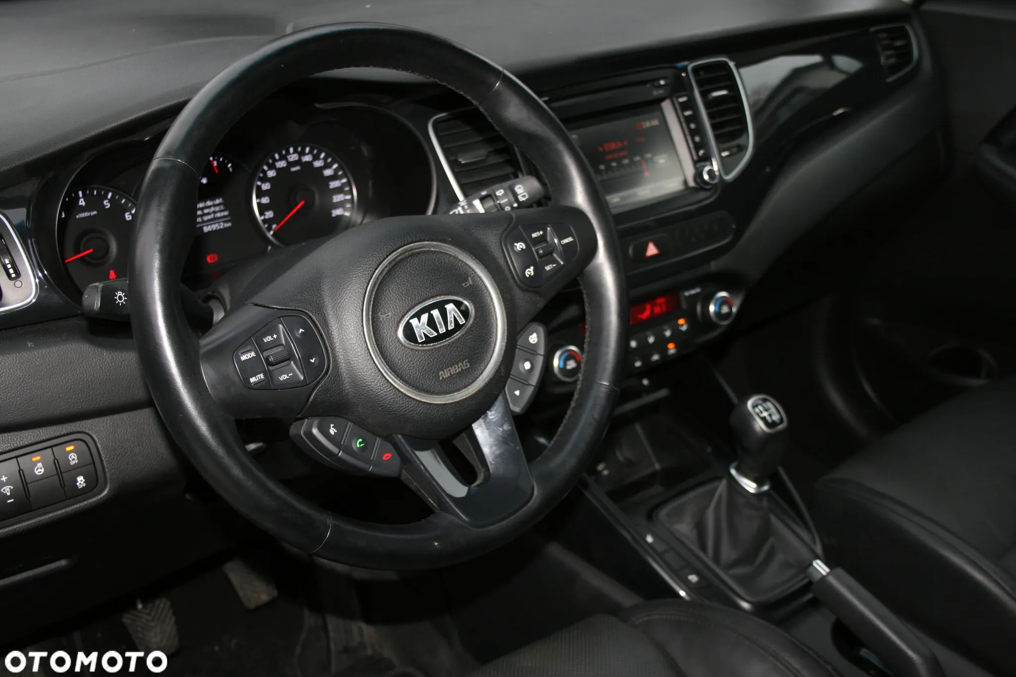 Kia Carens 1.6 GDI S 7os EU6 - 15