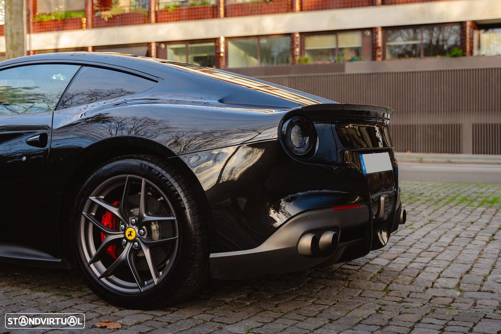 Ferrari F12 Berlinetta Standard - 10