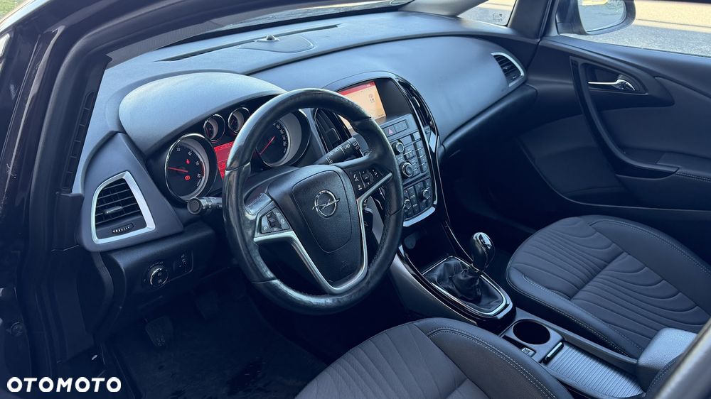 Opel Astra 1.6 D Start/Stop Business - 2