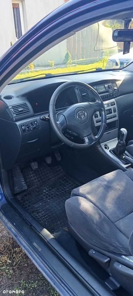 Toyota Corolla - 5