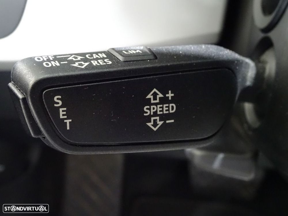 Audi A4 35 TDI S tronic - 12