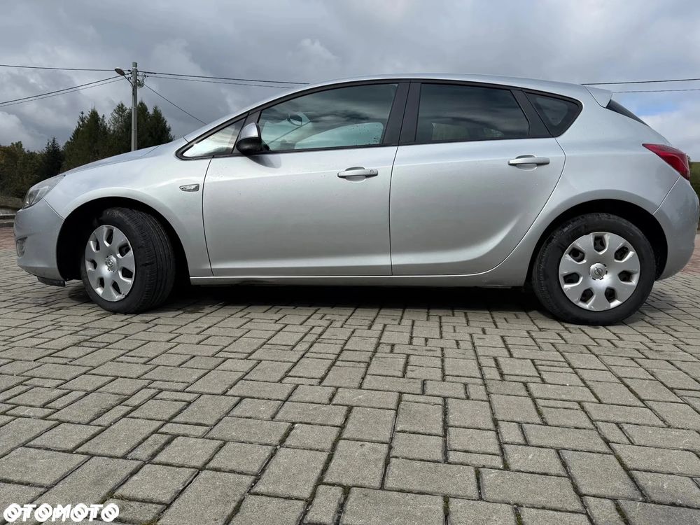 Opel Astra 1.7 CDTI DPF Design Edition - 8