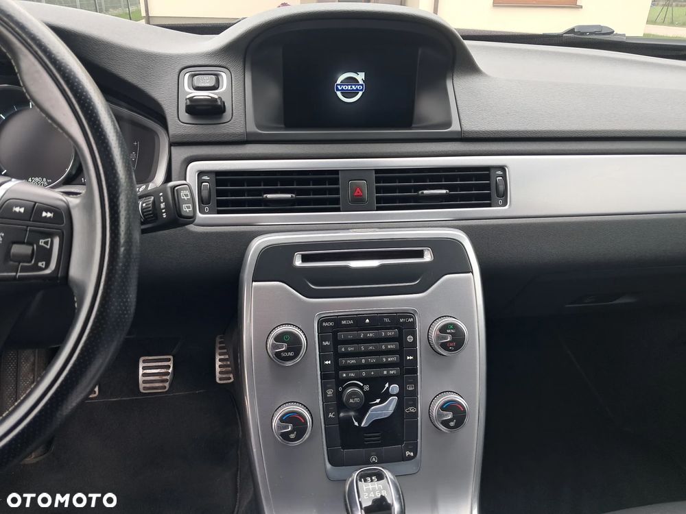 Volvo V70 D4 Summum - 21