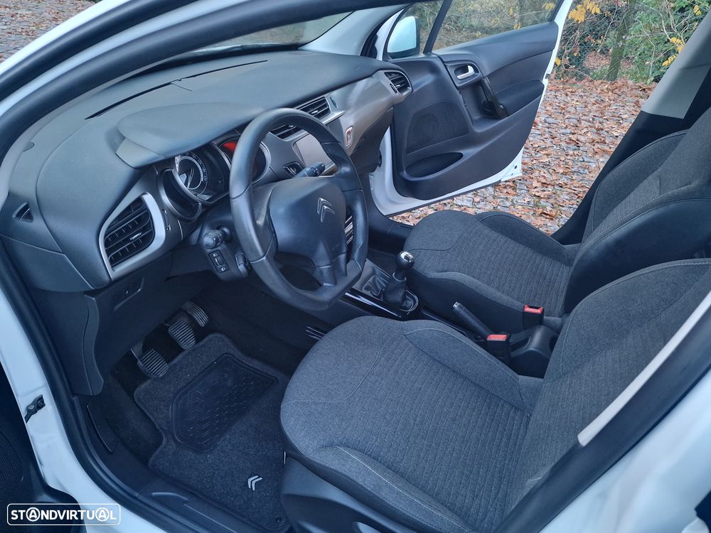 Citroën C3 1.2 PureTech Shine - 9