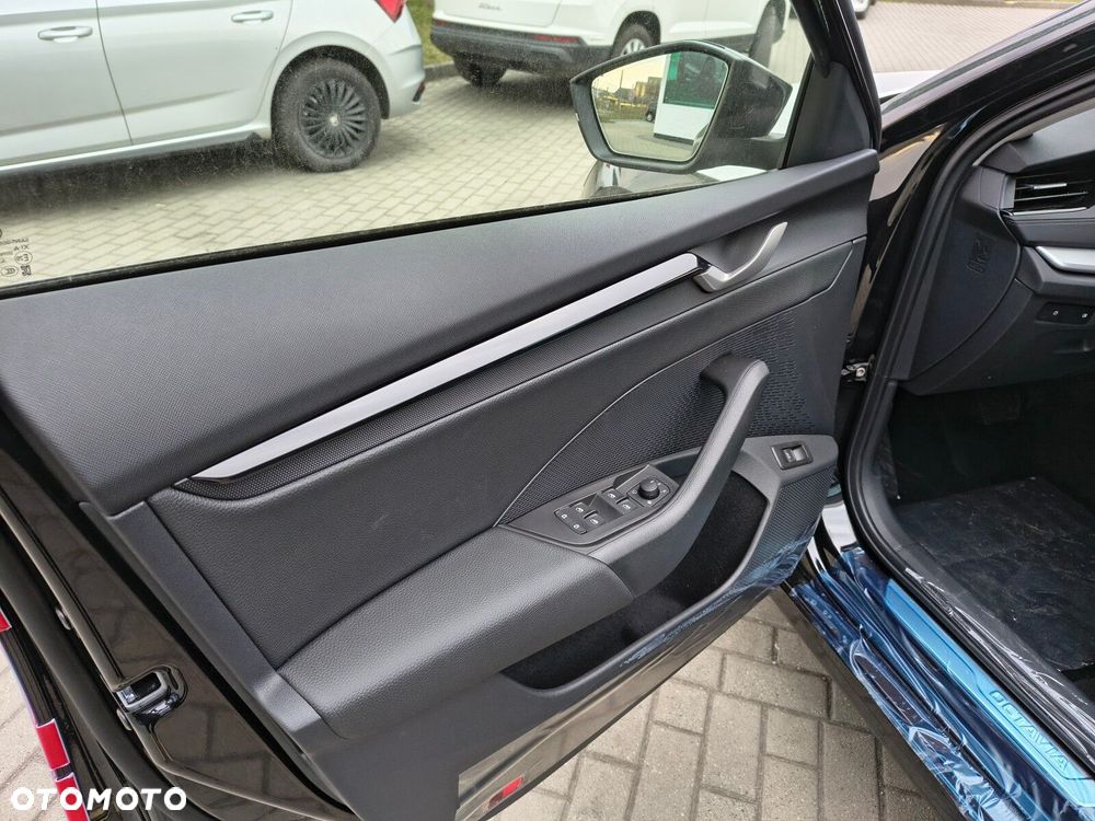 Skoda Octavia 2.0 TDI Selection DSG - 15