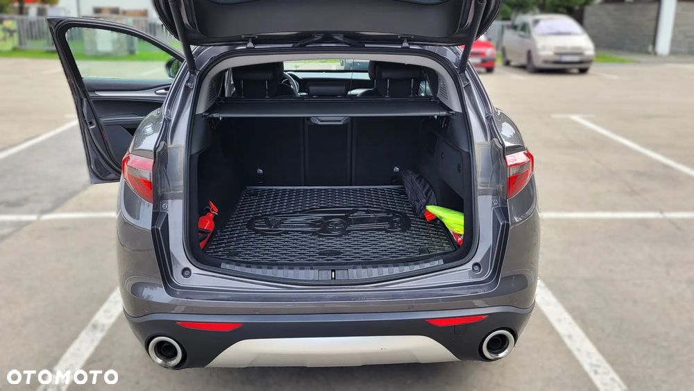 Alfa Romeo Stelvio 2.2 JTDM Super Q4 - 9
