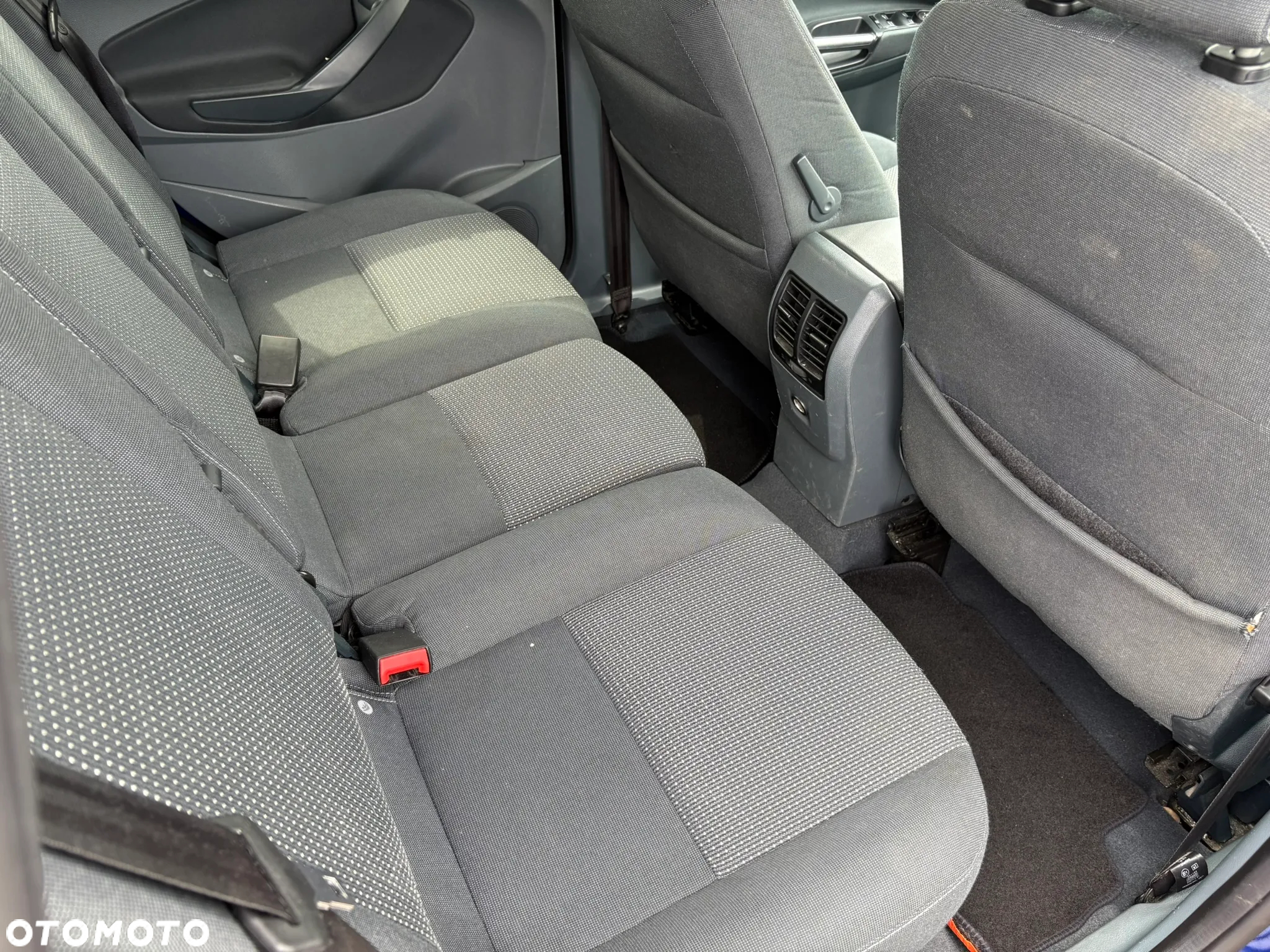 Ford C-MAX 2.0 TDCi Titanium - 24