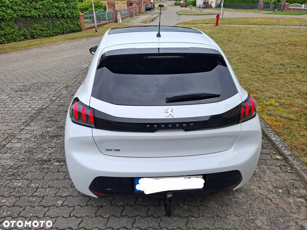 Peugeot 208 - 6