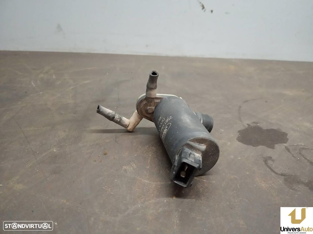 BOMBA LIMPA-VIDROS FORD FIESTA V 2006 -2S6T17K624BA - 2