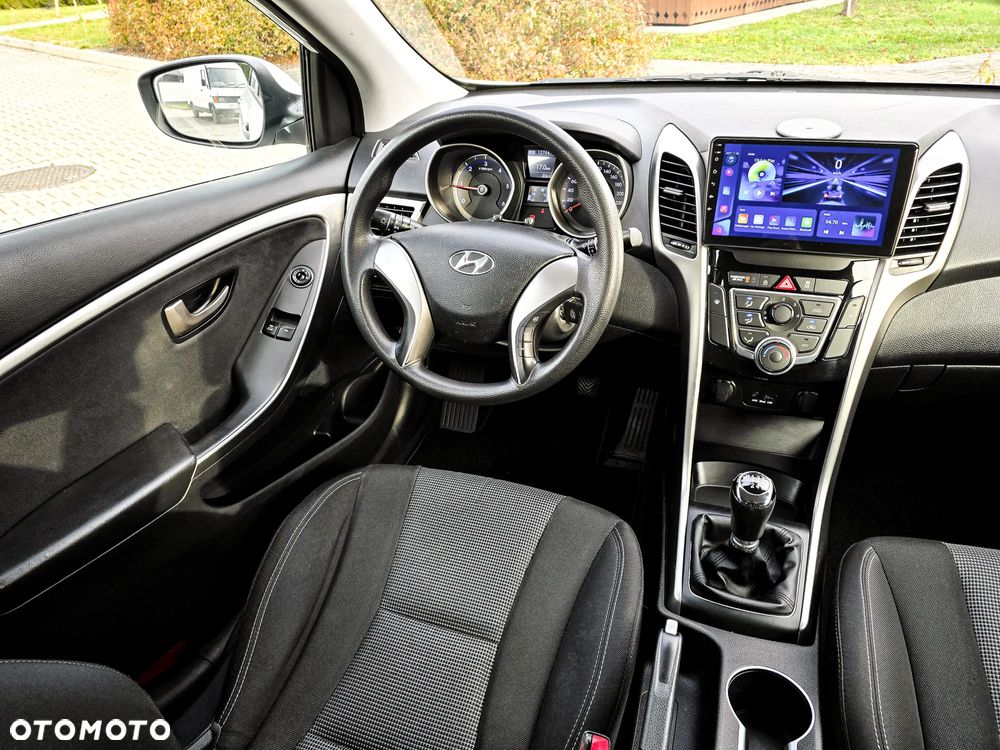 Hyundai i30 i30cw 1.4 CRDi Advantage - 18