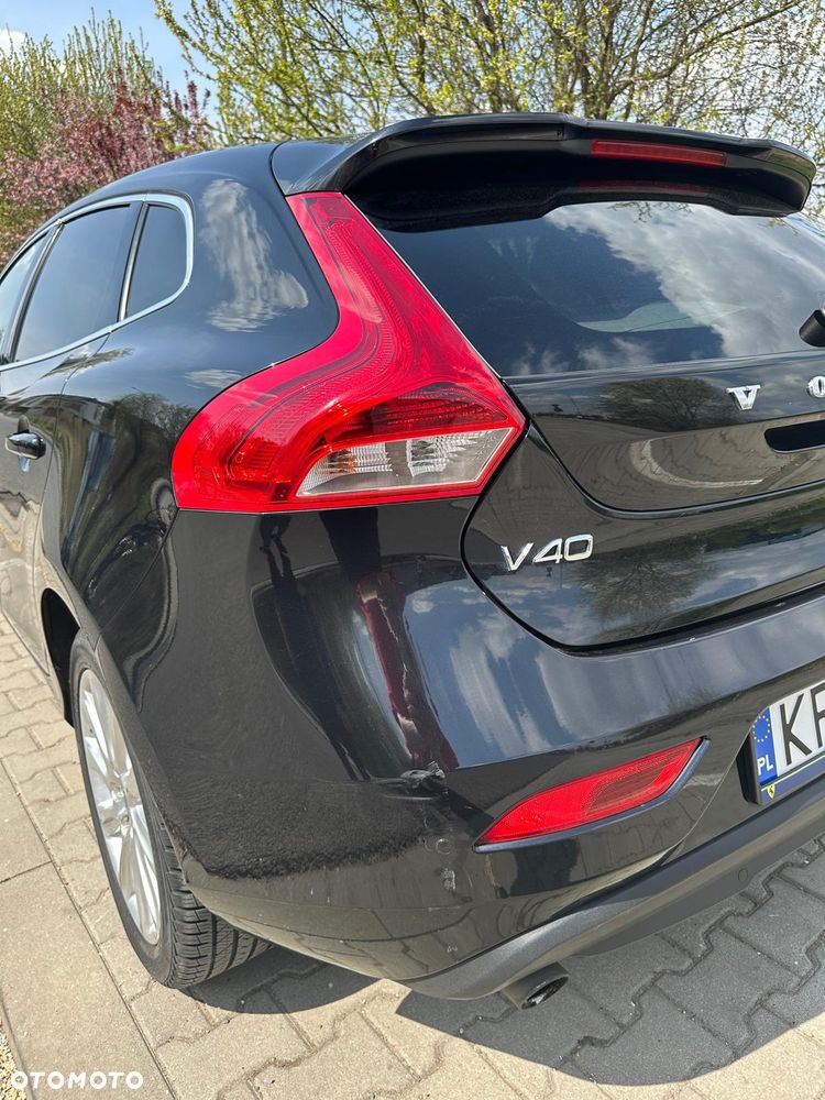 Volvo V40 D3 Summum - 17