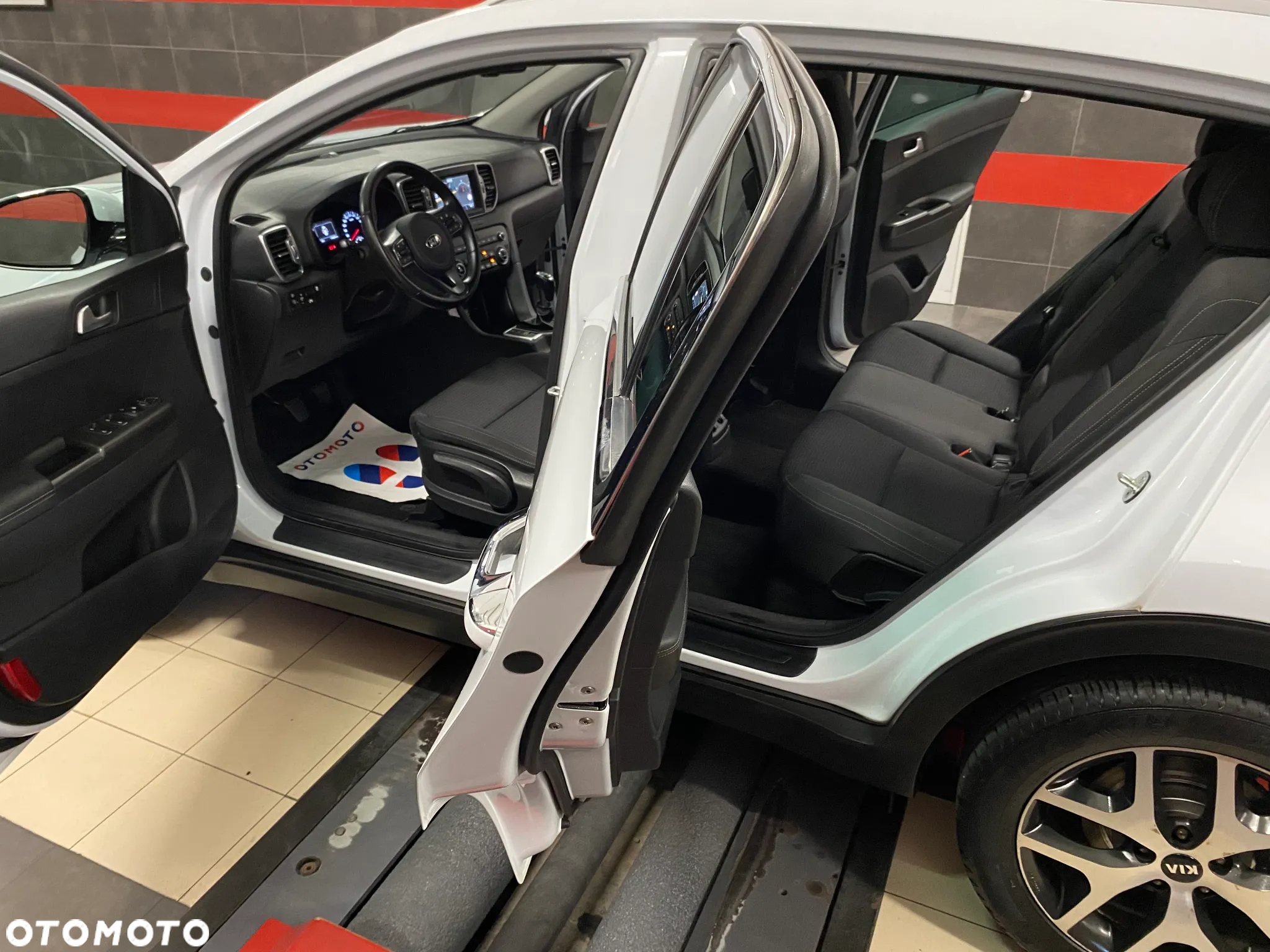 Kia Sportage 1.6 GDI 2WD Edition 7 - 24