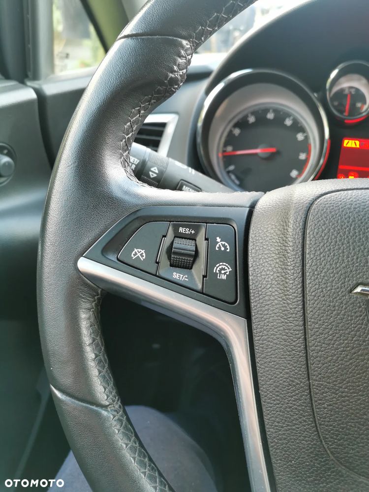 Opel Astra 1.6 Business EU6 - 25