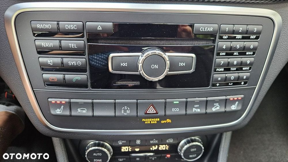 Mercedes-Benz GLA 250 4-Matic AMG Line - 35