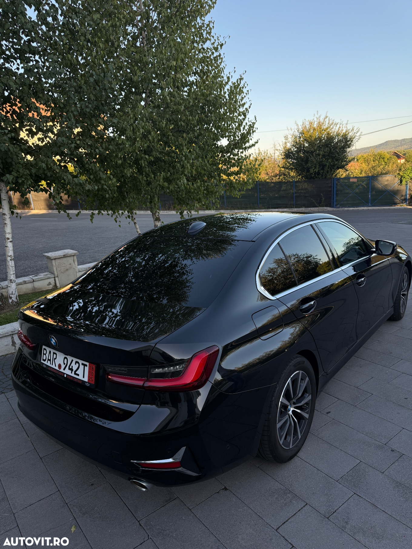 BMW Seria 3 318i AT - 4
