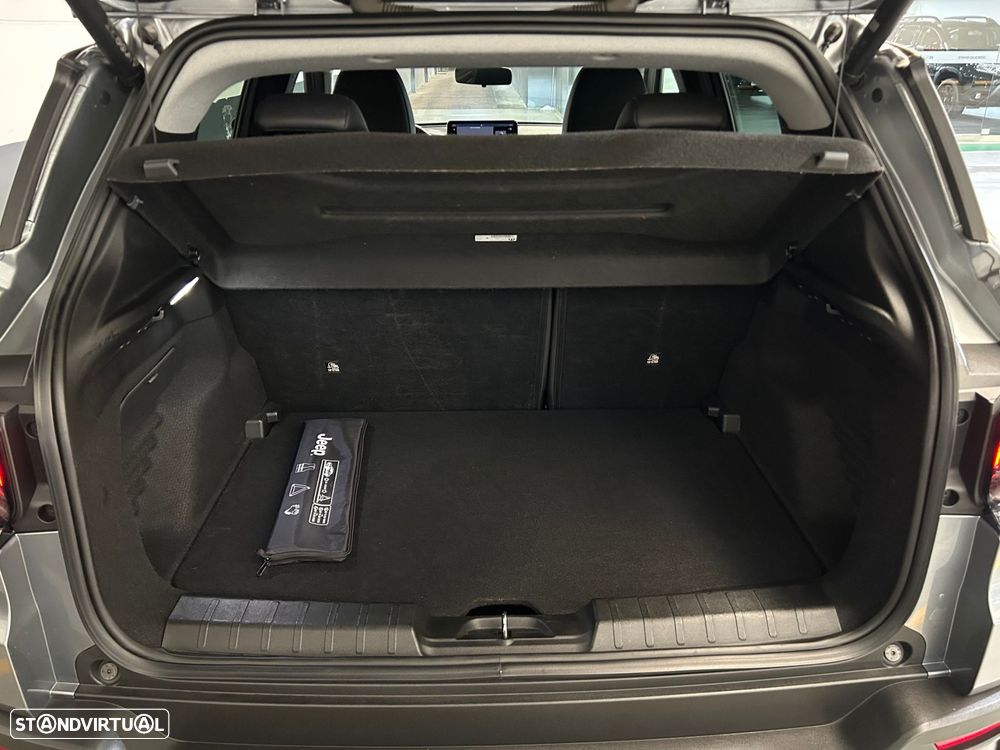 Jeep Avenger 1.2 GSE T3 Altitude - 14