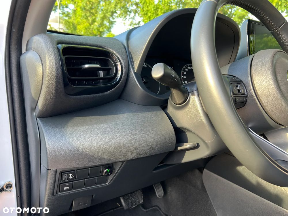 Toyota Yaris - 11