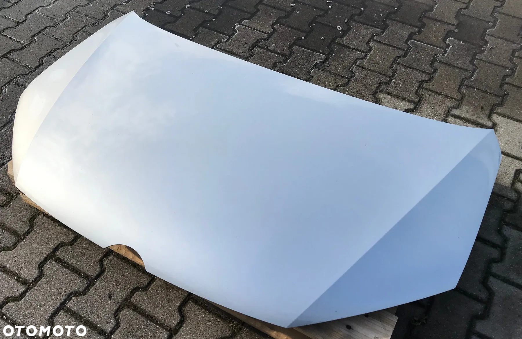 VW Sharan 7N maska pokrywa silnika LA7W - 2