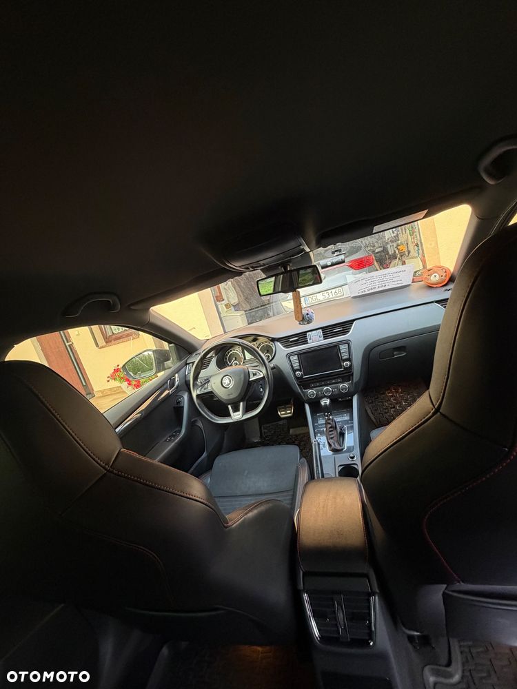 Skoda Octavia 2.0 TDI RS DSG - 14
