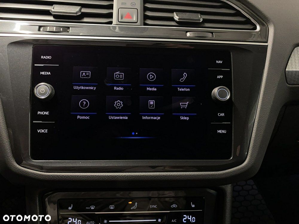 Volkswagen Tiguan - 35