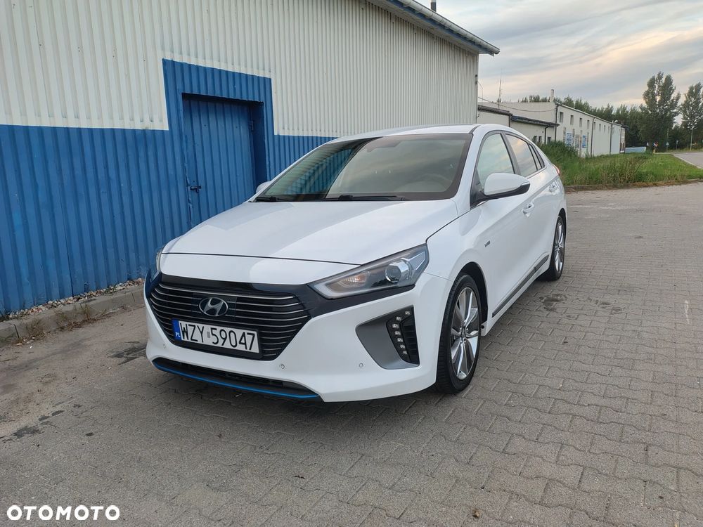 Hyundai IONIQ - 1