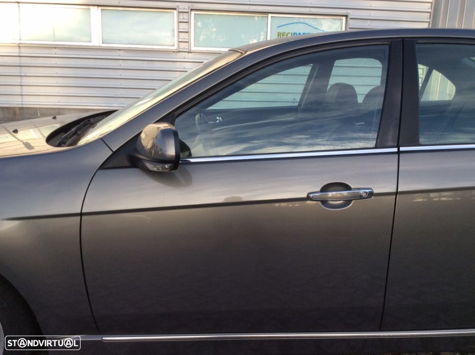 Porta frente esquerda Chevrolet Épica - 1
