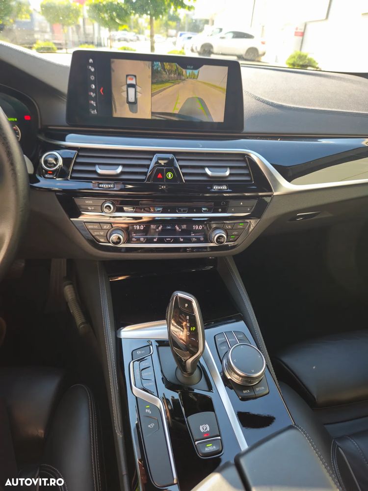 BMW Seria 5 540i xDrive Aut. Luxury Line - 15