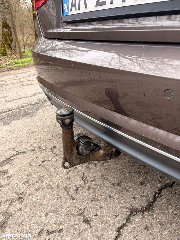 Audi A4 2.0 TDI S tronic quattro design - 11