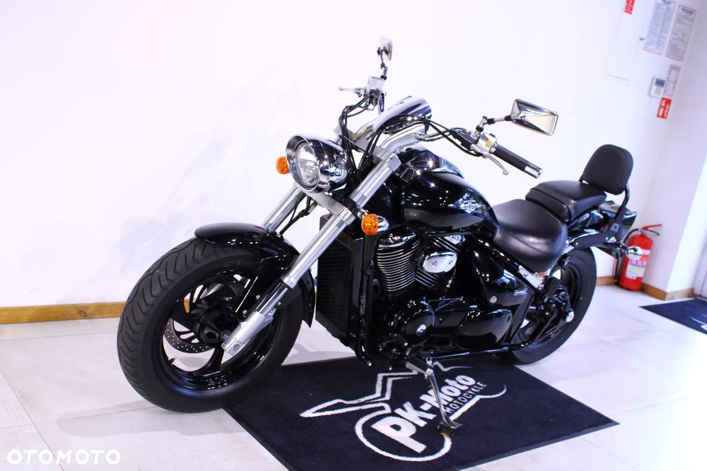 Suzuki Intruder - 5