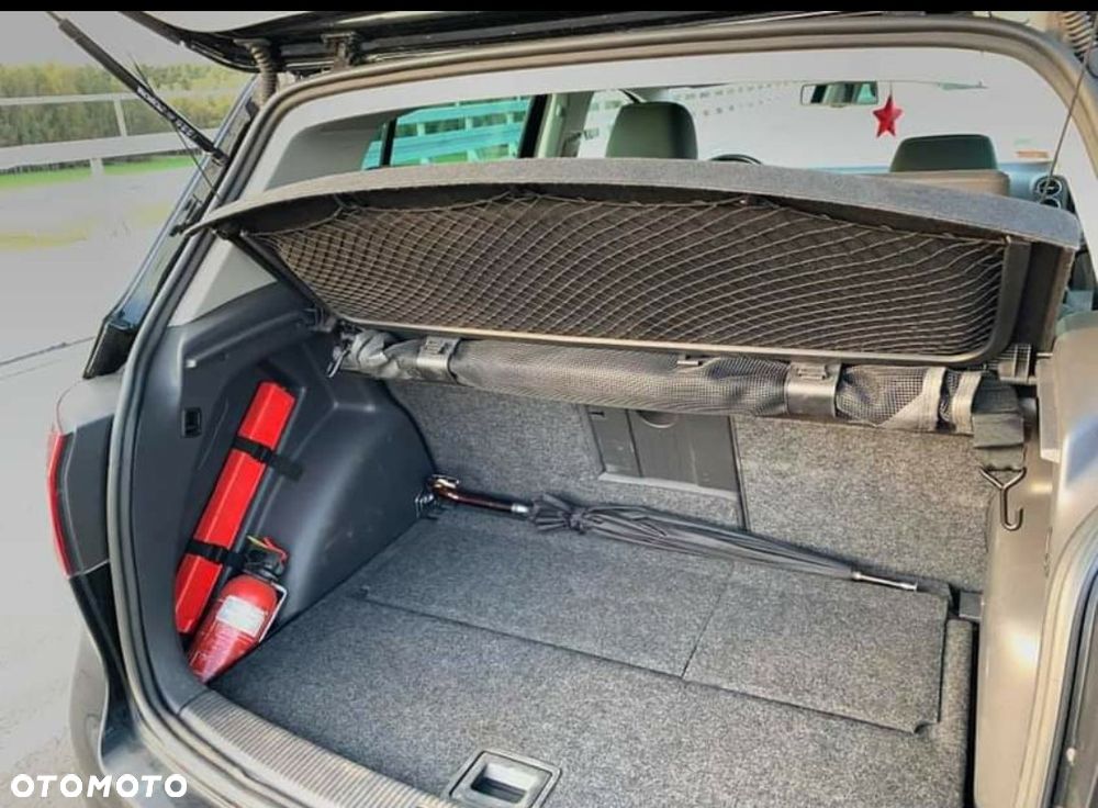 Volkswagen Golf Plus 1.9 TDI Comfortline - 14