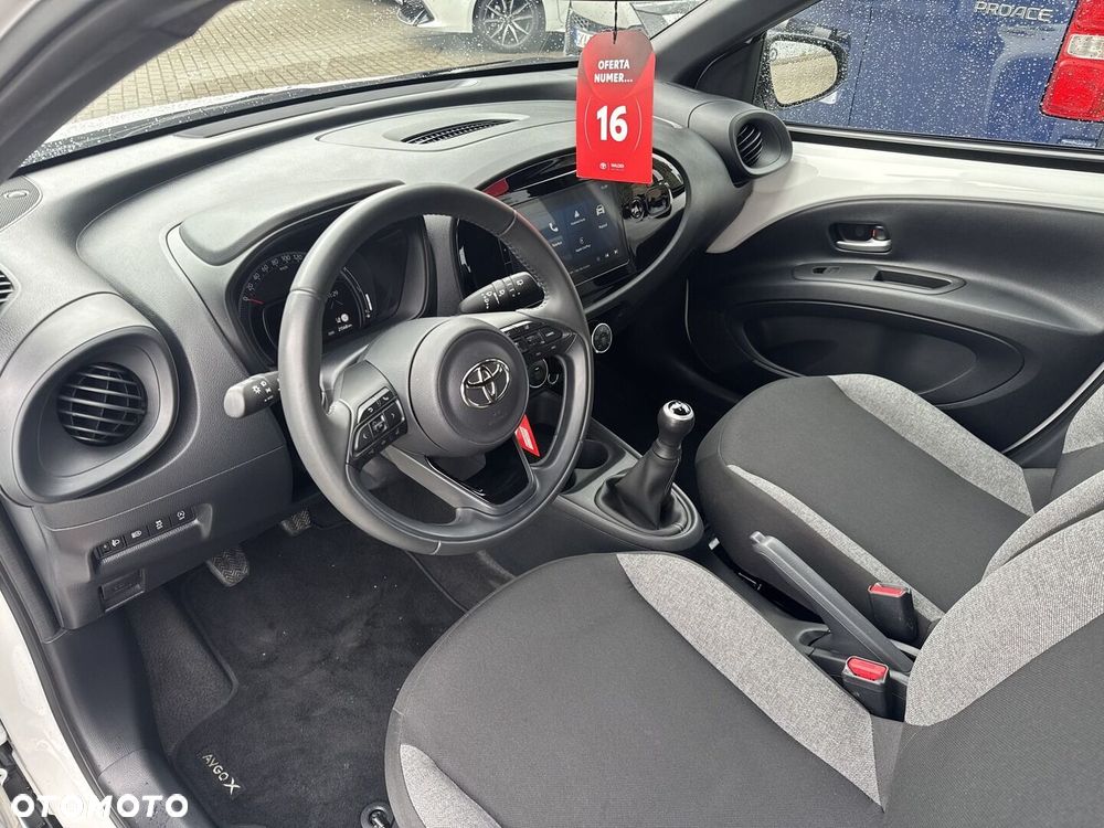 Toyota Aygo X - 12