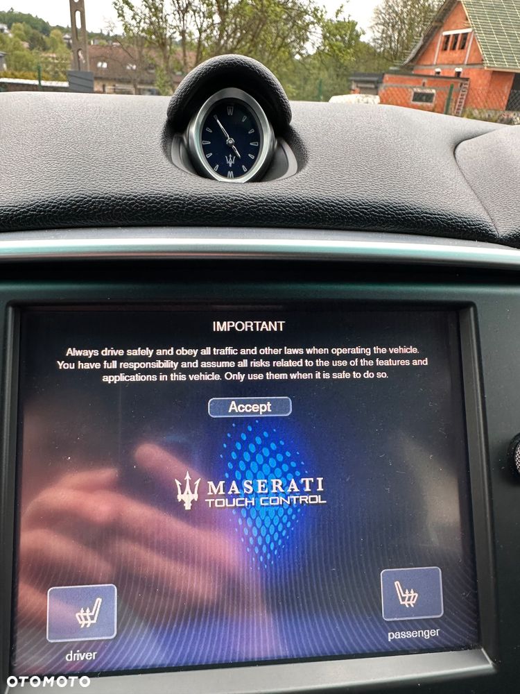 Maserati Ghibli GranLusso - 35