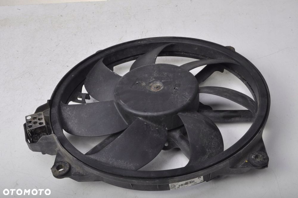 RENAULT SCENIC III WENTYLATOR M135493 - 4