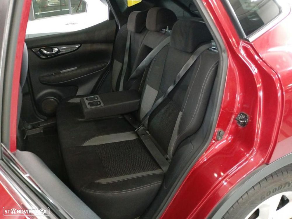 Nissan Qashqai 1.5 dCi N-Connecta Business - 3