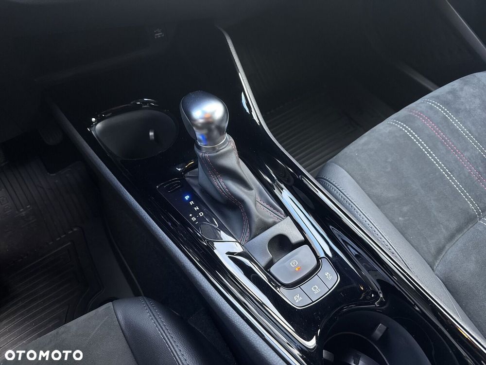 Toyota C-HR 2.0 Hybrid GR Sport - 18