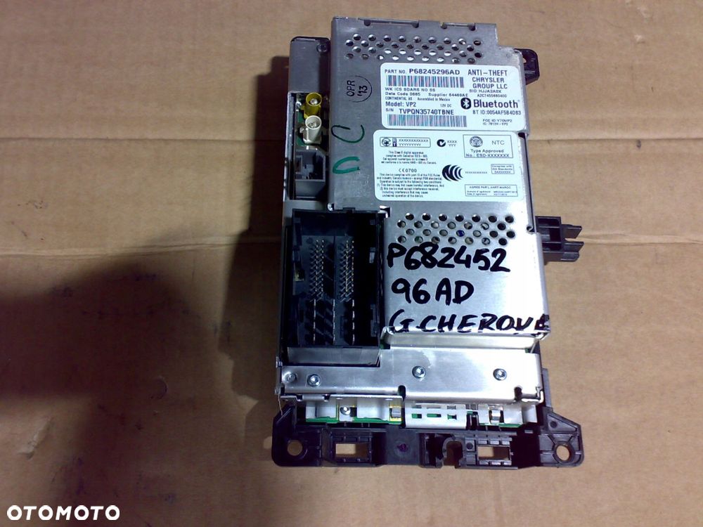 jeep grand cherokee wk2 iv 3.6 wyświetlacz radio panel idealny - 2