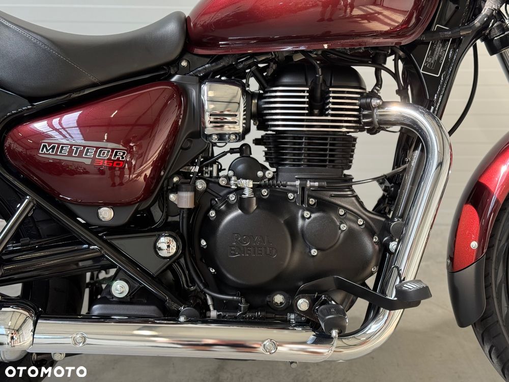 Royal Enfield Meteor - 13