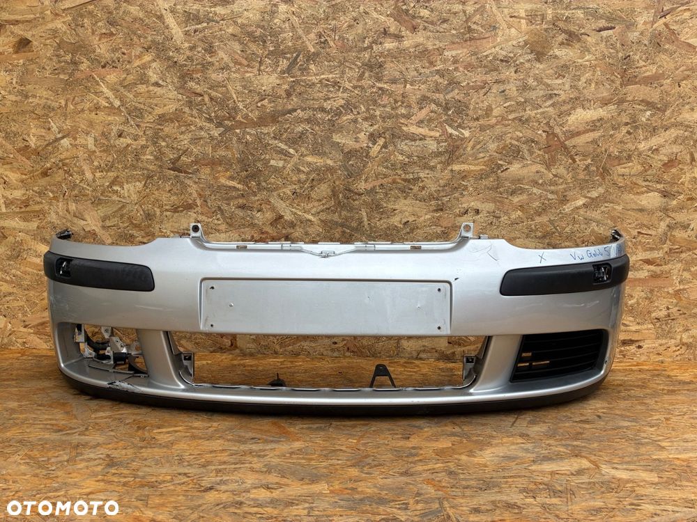 Vw Golf V 5 kod lak. LA7W ZDERZAK PRZÓD  PRZEDNI  sprysk - 1